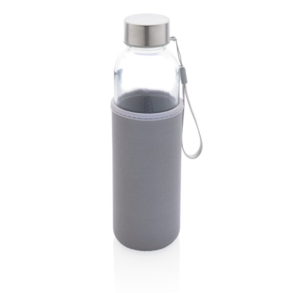 Glasflasche mit Neopren-Sleeve grau